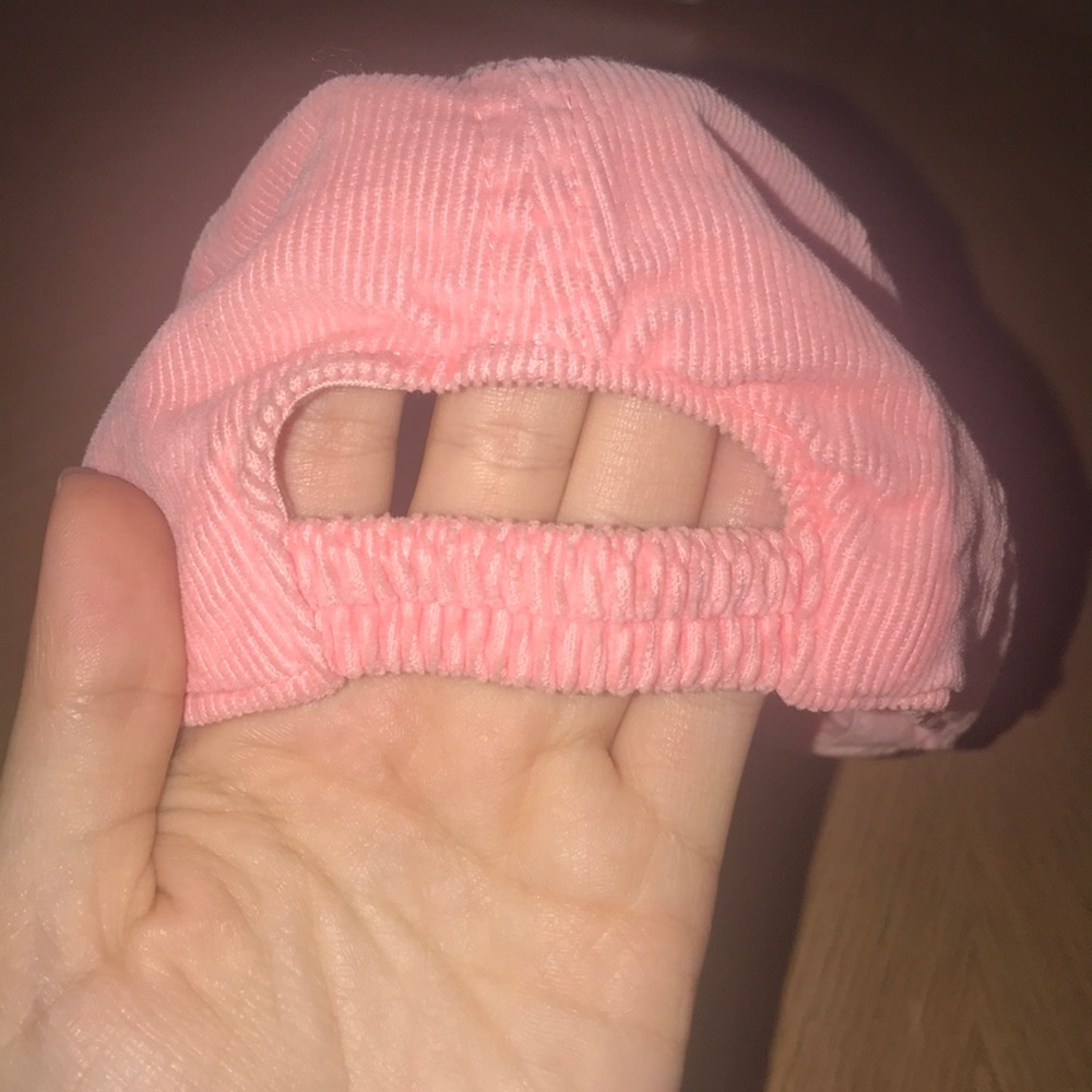 Velvet cap - Picture 5 of 6